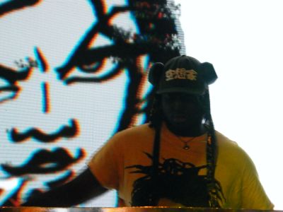 Dazegod performing at Club Contact