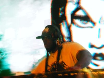 Dazegod performing at Club Contact