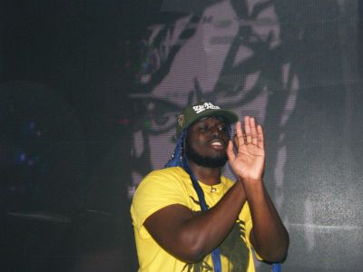 Dazegod performing at Club Contact
